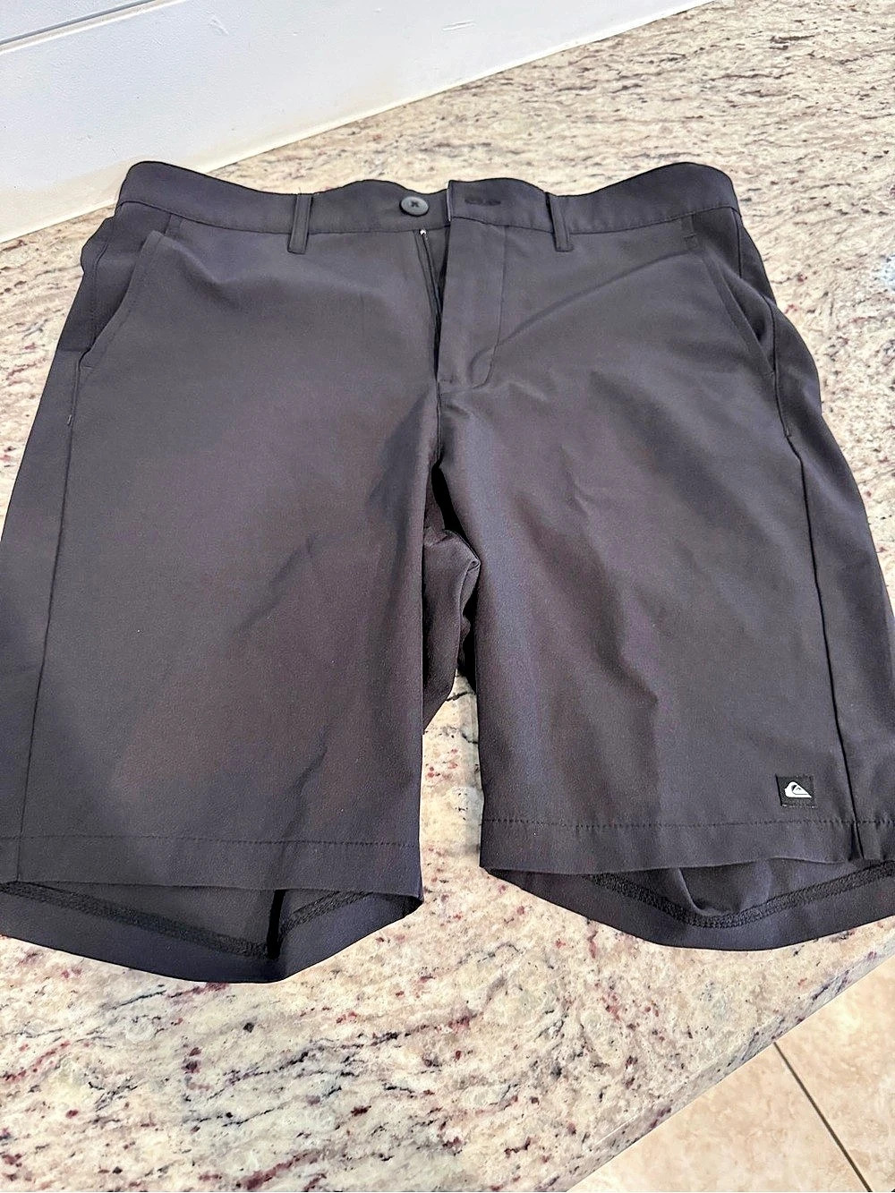 Quiksilver Men’s Size 30 Stretch Performance Hybrid Shorts Black